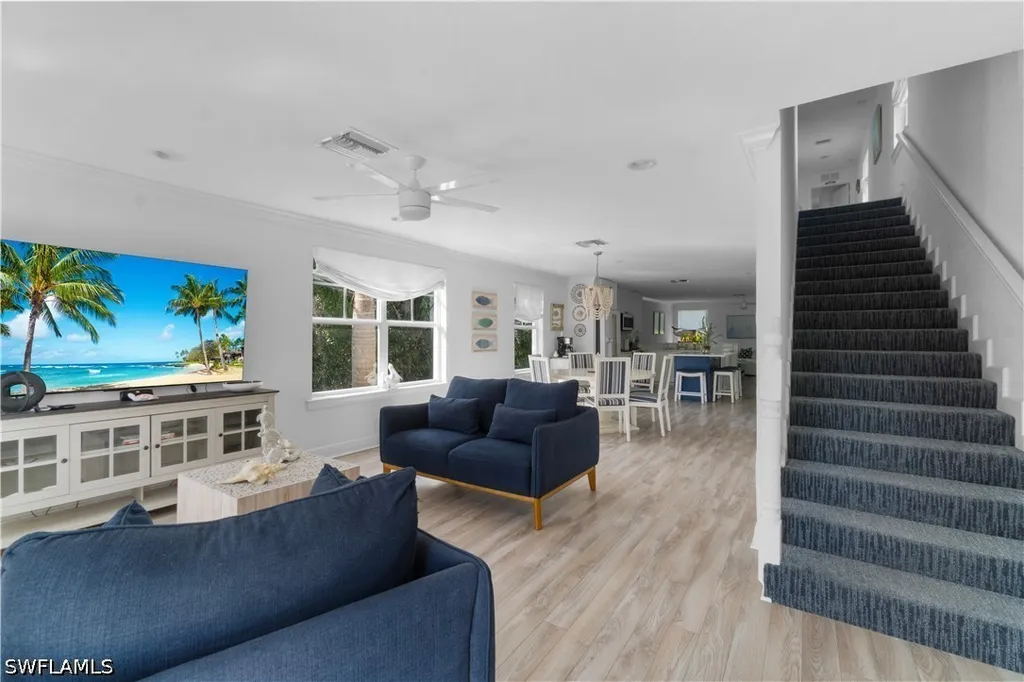 719 Park Avenue Naples FL 34110