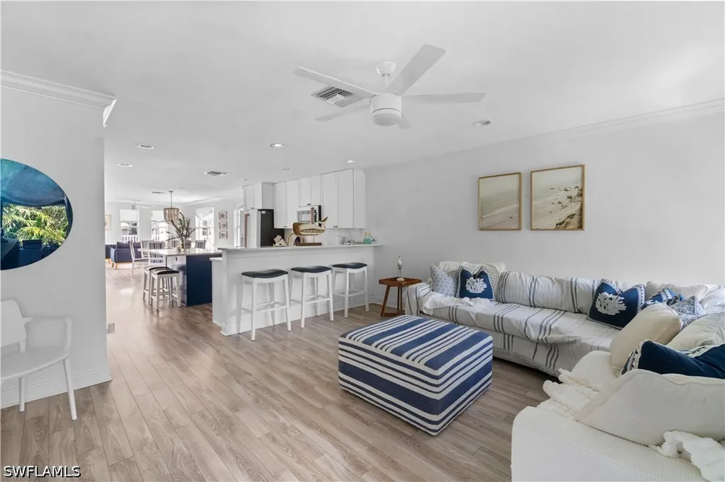 719 Park Avenue Naples FL 34110