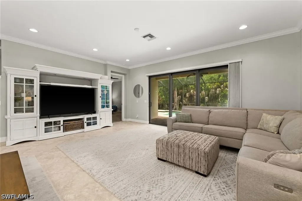 4115 Raffia Drive Naples FL 34119