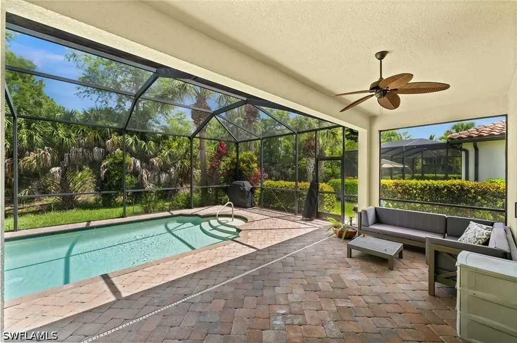 4115 Raffia Drive Naples FL 34119