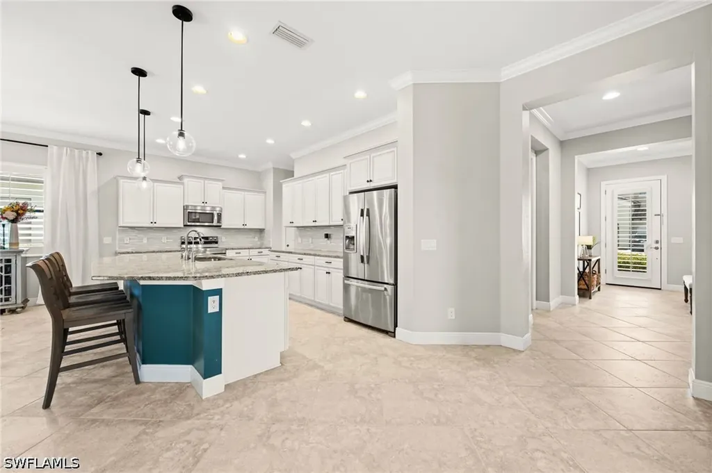 4115 Raffia Drive Naples FL 34119