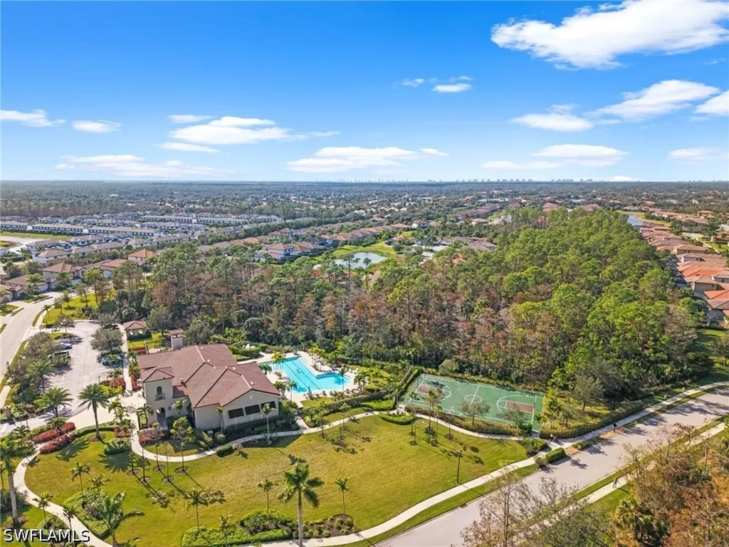 4115 Raffia Drive Naples FL 34119