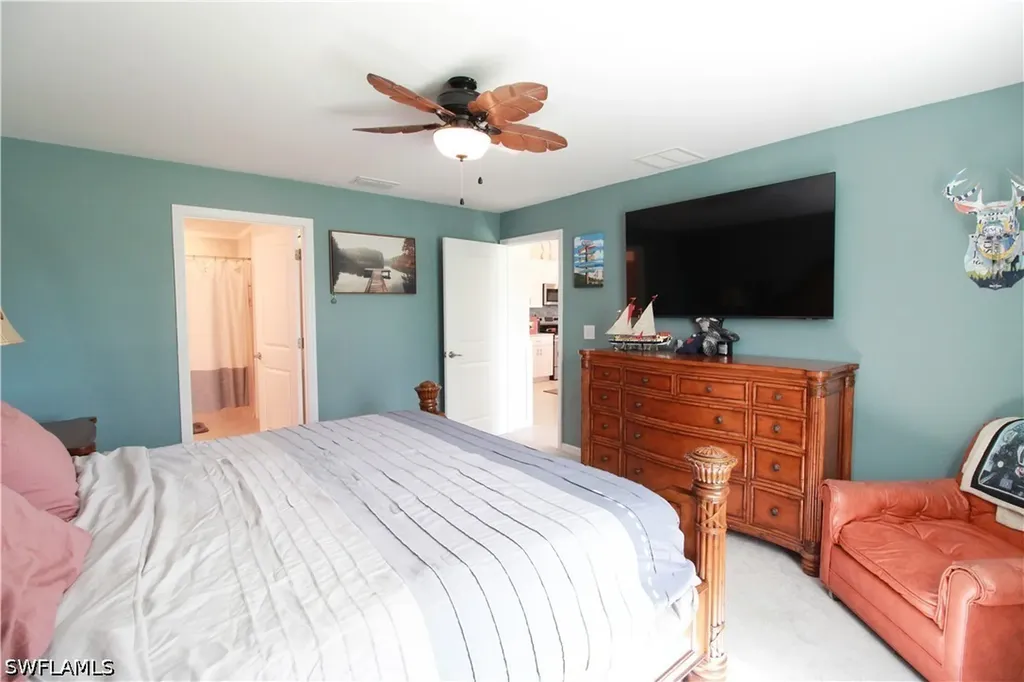 2702 NE 5th Avenue Cape Coral FL 33909