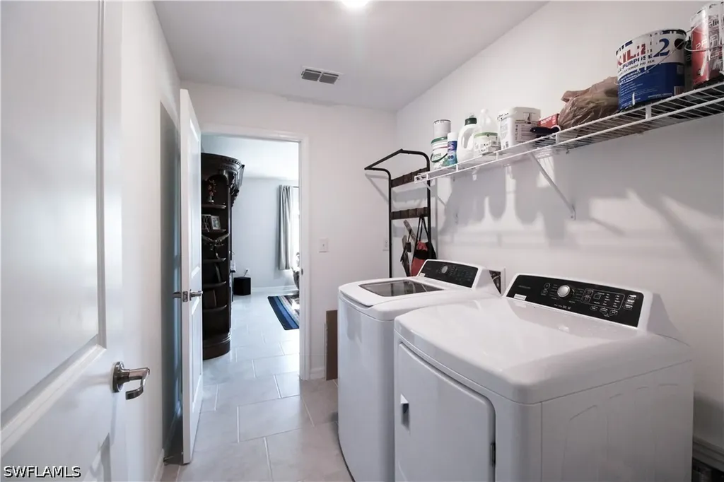 2702 NE 5th Avenue Cape Coral FL 33909