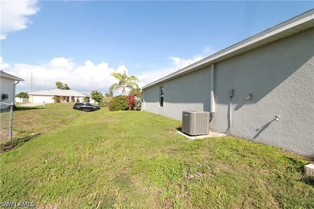 2702 NE 5th Avenue Cape Coral FL 33909