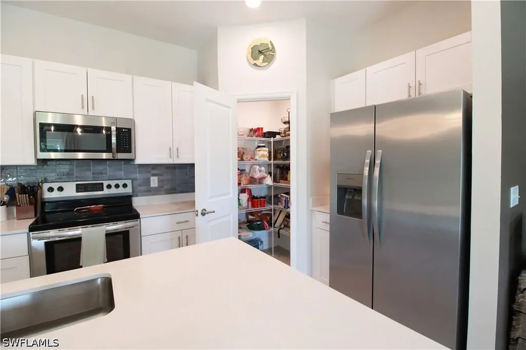 2702 NE 5th Avenue Cape Coral FL 33909