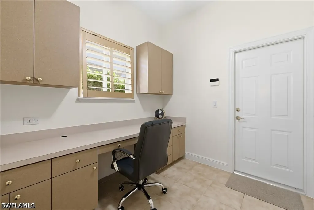 9235 Troon Lakes Drive Naples FL 34109