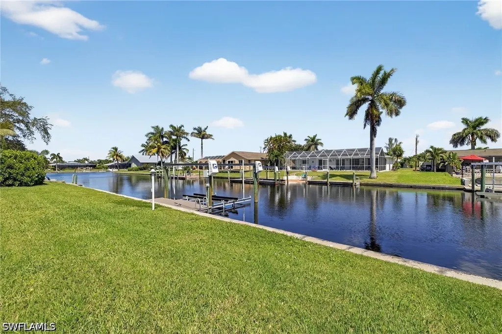 1421 Windsor Court Cape Coral FL 33904
