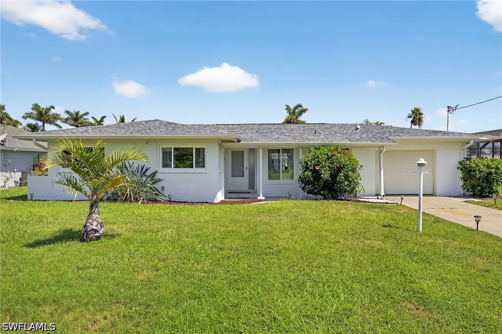 1421 Windsor Court Cape Coral FL 33904