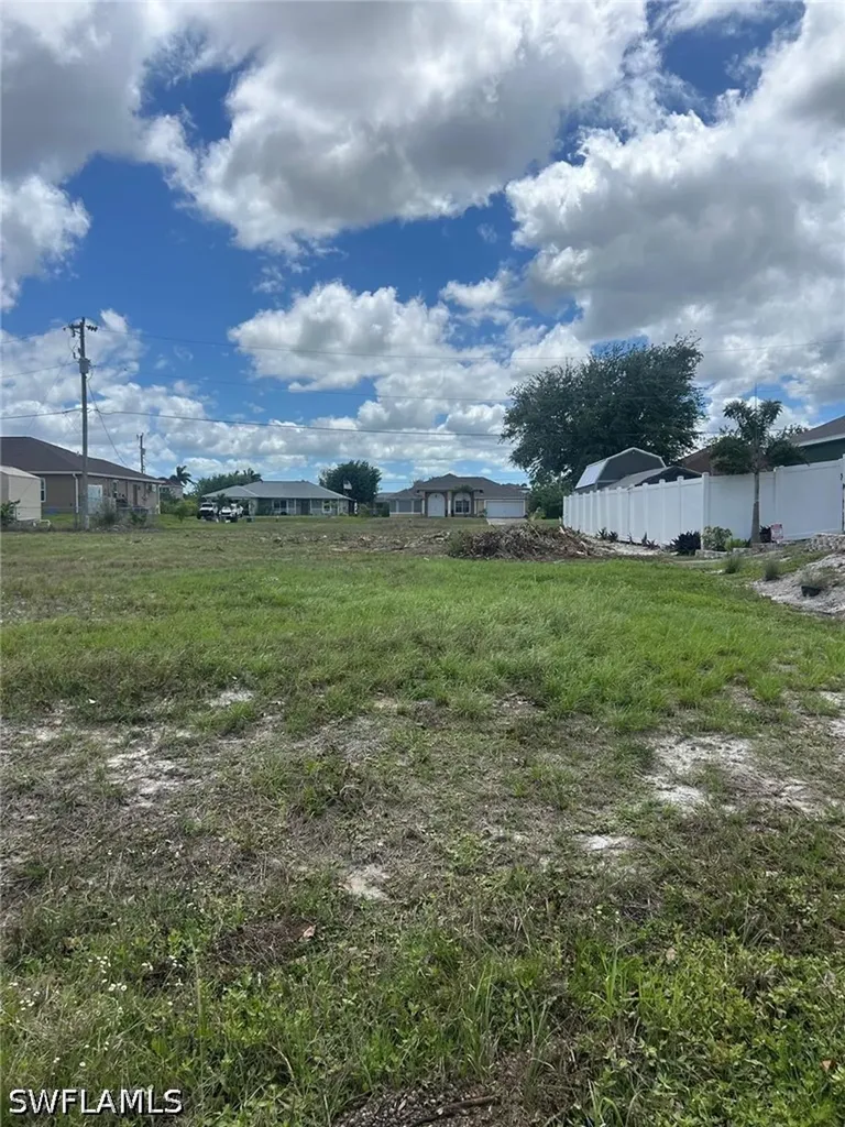 2020 NW 4th Terrace Cape Coral FL 33993