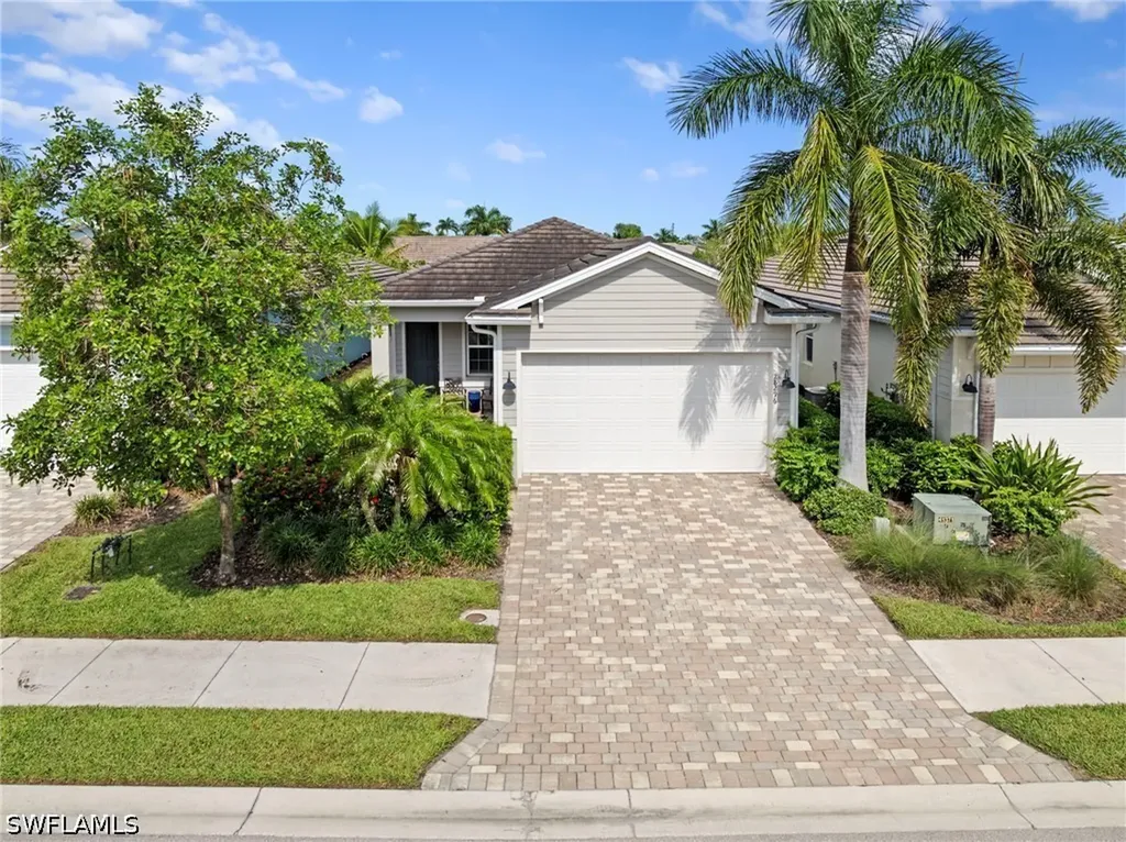 28296 Seasons Tide Avenue Bonita Springs FL 34135
