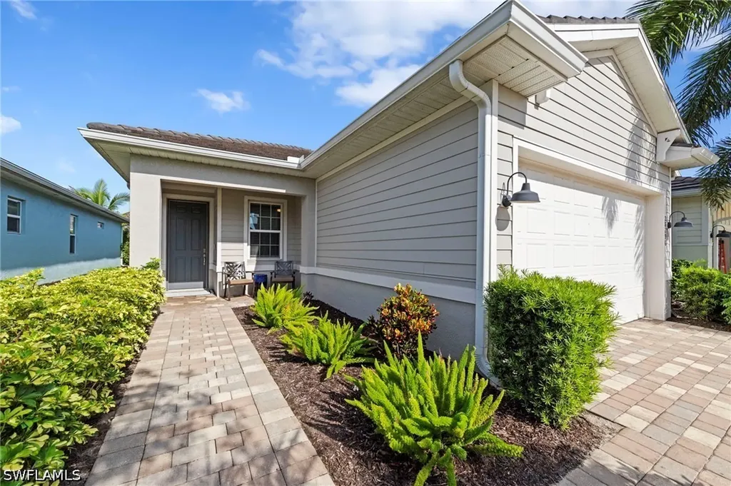 28296 Seasons Tide Avenue Bonita Springs FL 34135