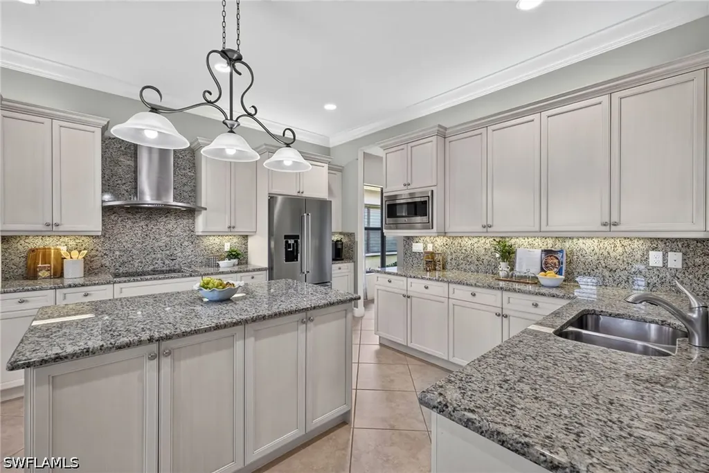 3384 Atlantic Circle Naples FL 34119