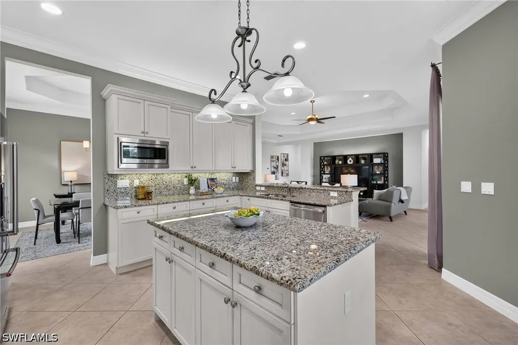 3384 Atlantic Circle Naples FL 34119