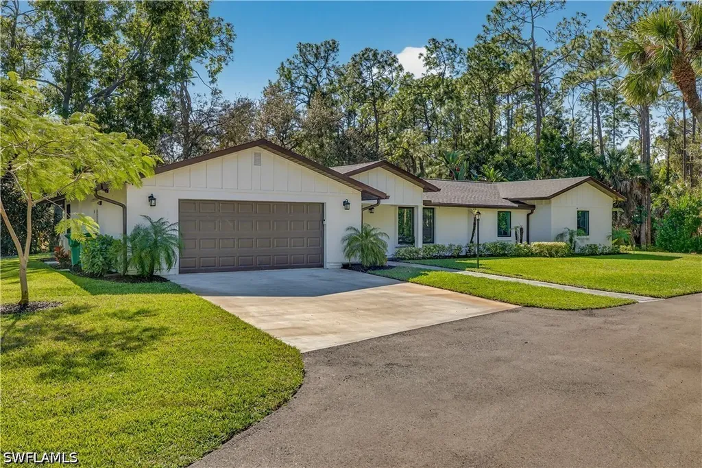 5100 Mahogany Ridge Drive Naples FL 34119
