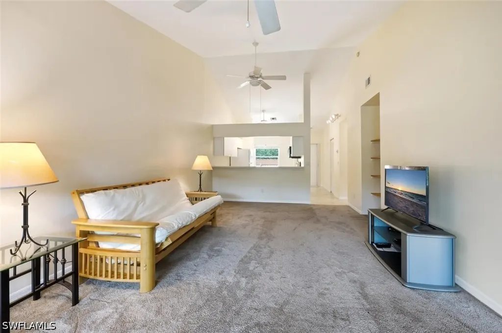 193 Robin Hood Circle Naples FL 34104