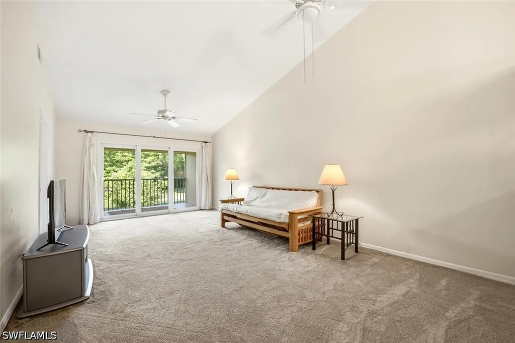 193 Robin Hood Circle Naples FL 34104