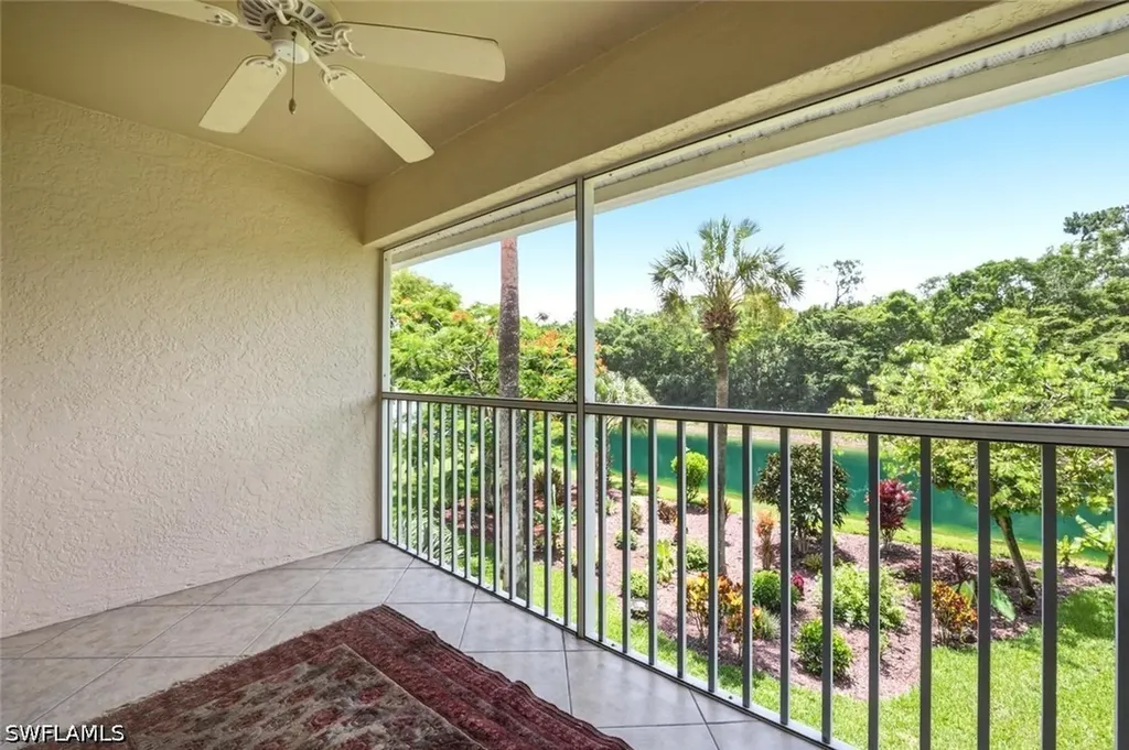 193 Robin Hood Circle Naples FL 34104