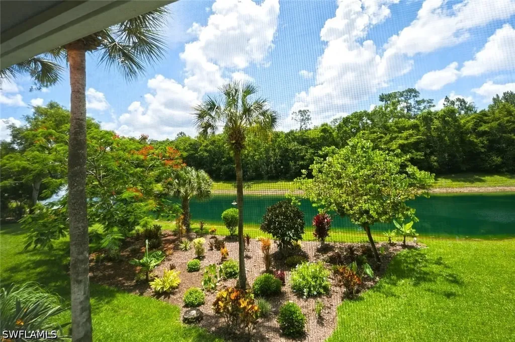 193 Robin Hood Circle Naples FL 34104