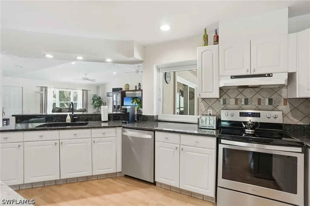1140 22nd Avenue NE Naples FL 34120