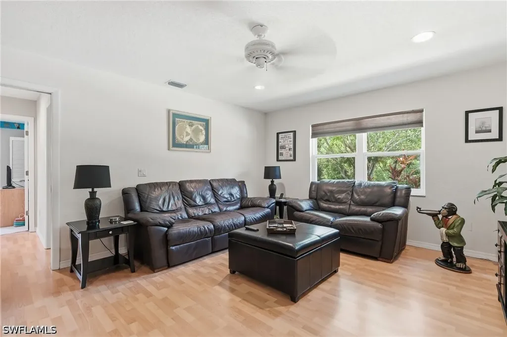 1140 22nd Avenue NE Naples FL 34120