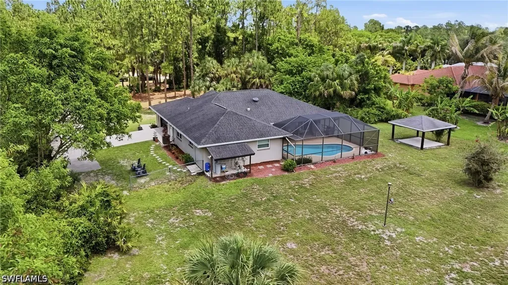 1140 22nd Avenue NE Naples FL 34120