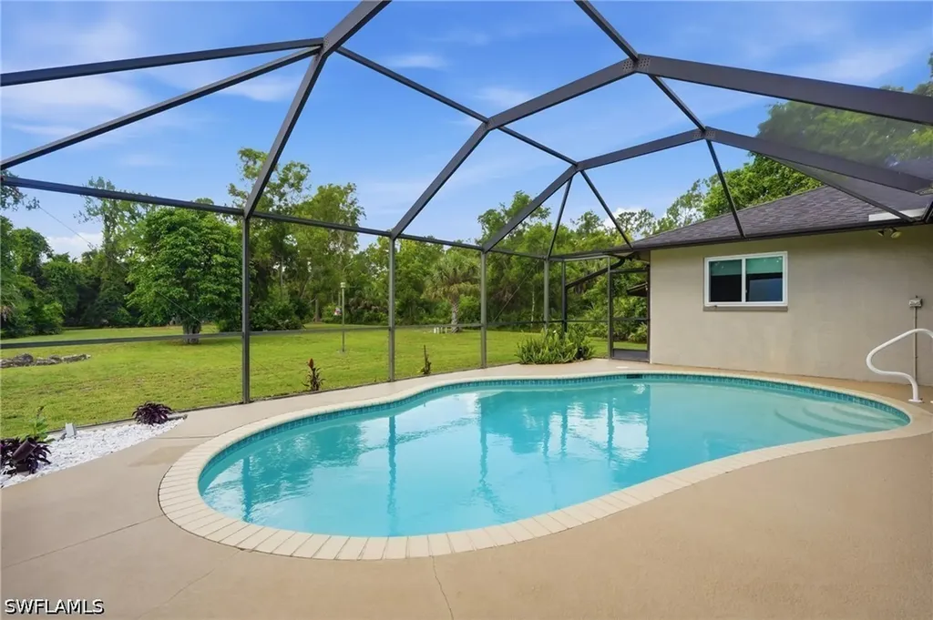 1140 22nd Avenue NE Naples FL 34120