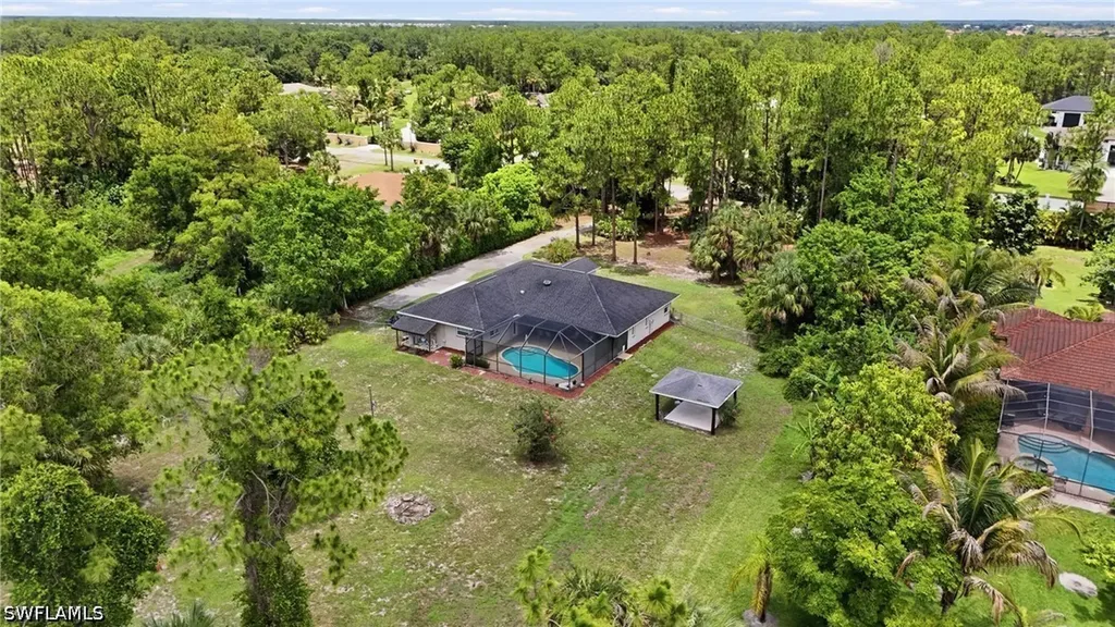 1140 22nd Avenue NE Naples FL 34120