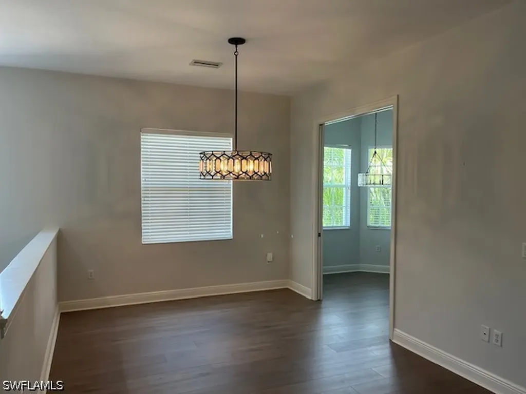 7842 Hawthorne Drive Naples FL 34113