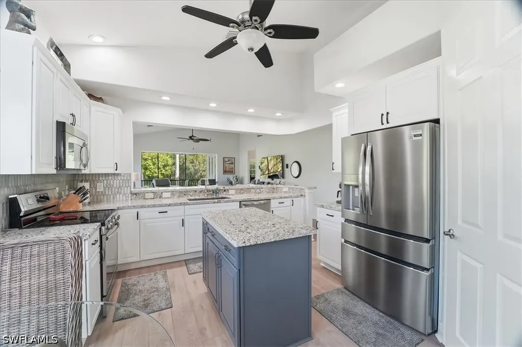 7842 Hawthorne Drive Naples FL 34113