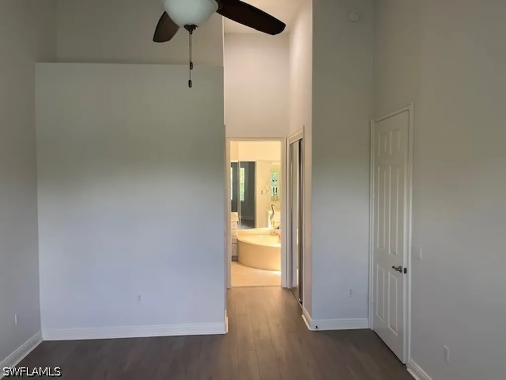 7842 Hawthorne Drive Naples FL 34113