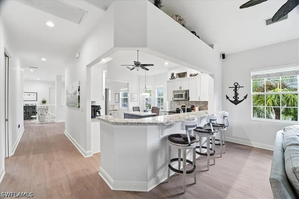 7842 Hawthorne Drive Naples FL 34113