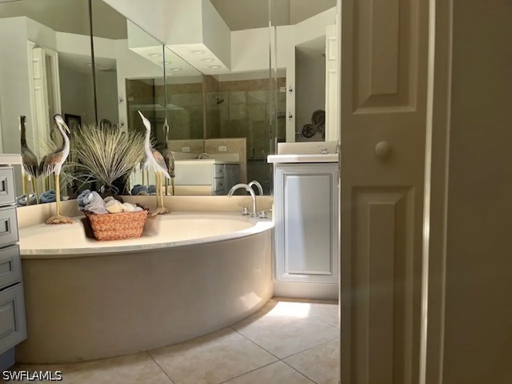 7842 Hawthorne Drive Naples FL 34113