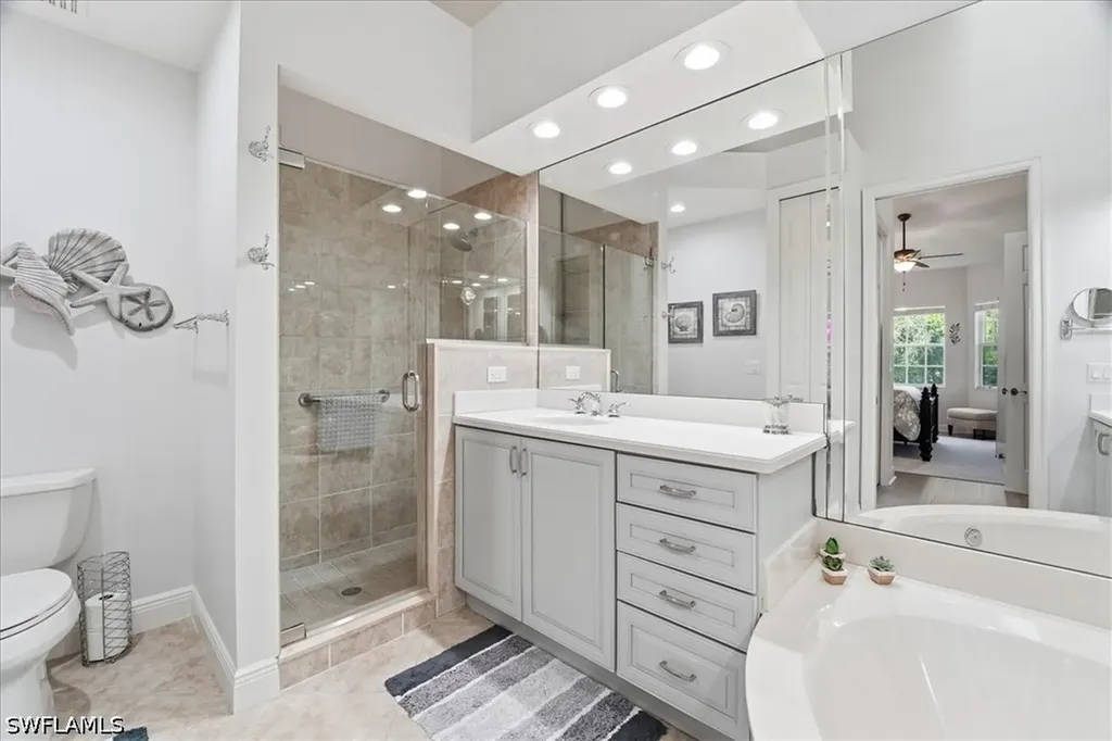 7842 Hawthorne Drive Naples FL 34113