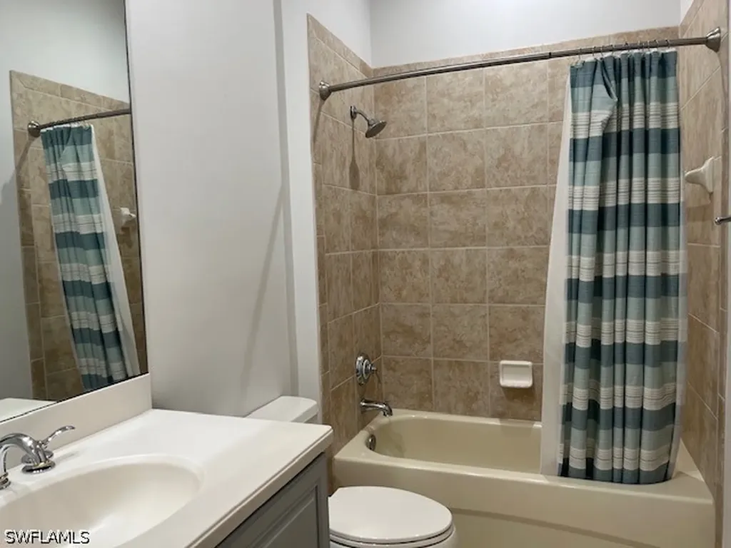 7842 Hawthorne Drive Naples FL 34113