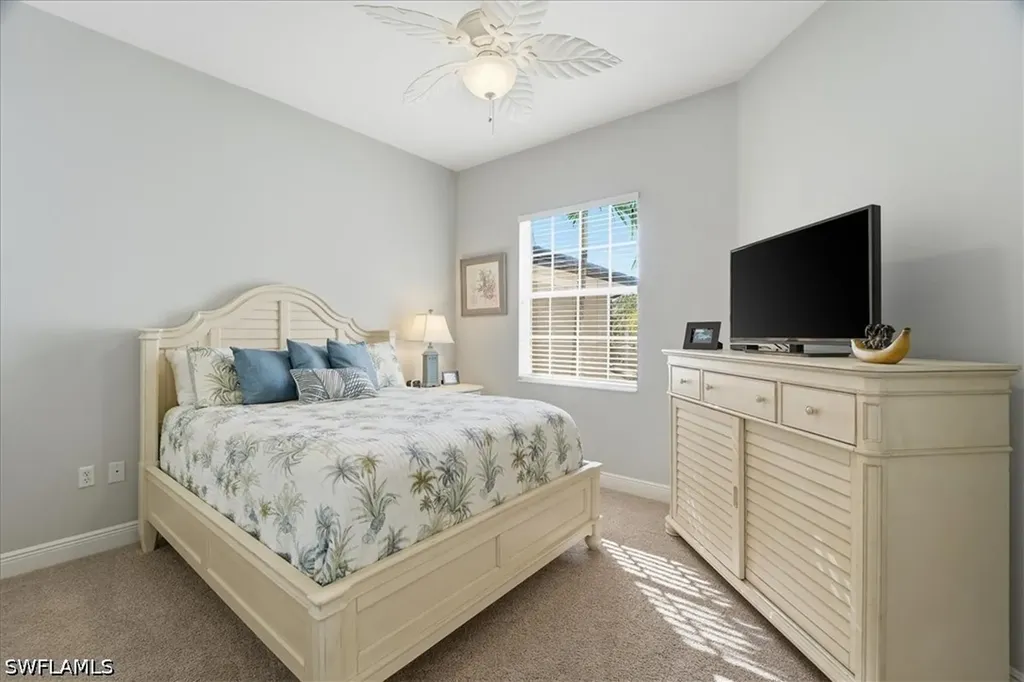 7842 Hawthorne Drive Naples FL 34113