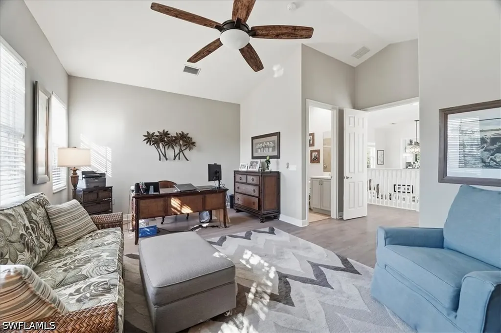 7842 Hawthorne Drive Naples FL 34113