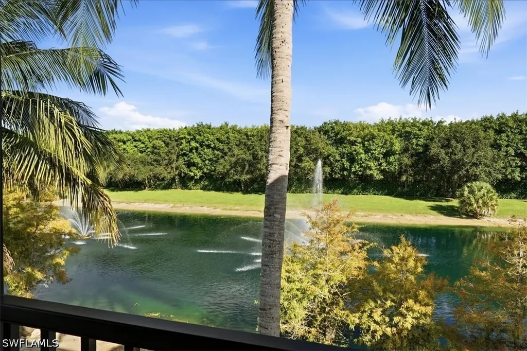 7842 Hawthorne Drive Naples FL 34113
