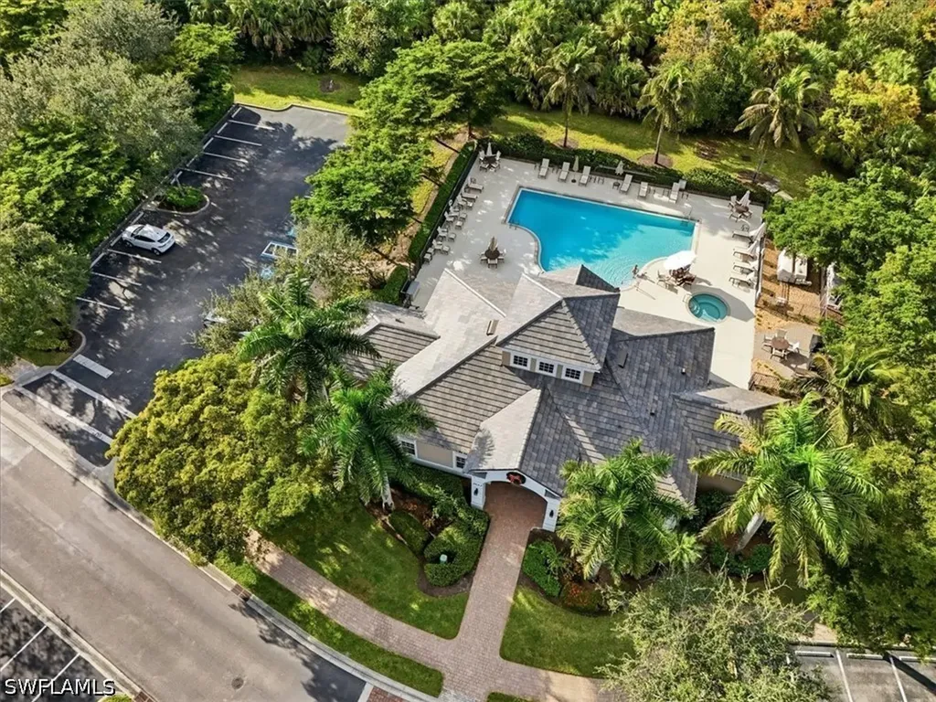 7842 Hawthorne Drive Naples FL 34113