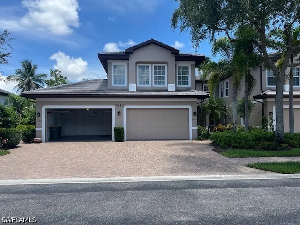 7842 Hawthorne Drive Naples FL 34113