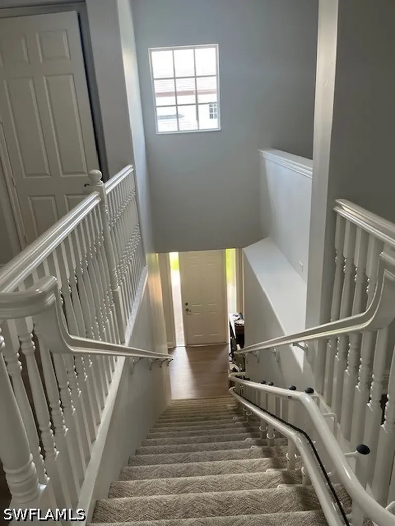 7842 Hawthorne Drive Naples FL 34113