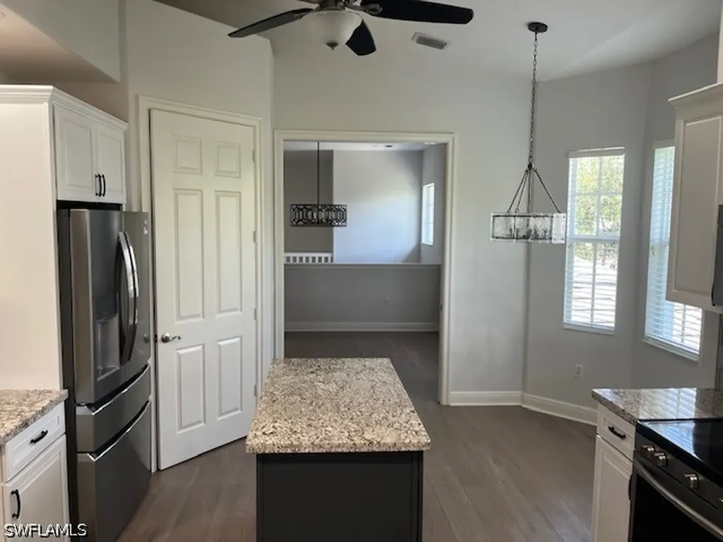 7842 Hawthorne Drive Naples FL 34113