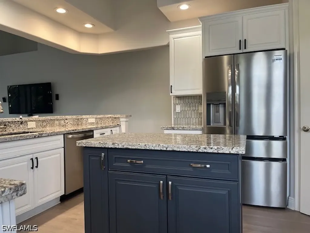 7842 Hawthorne Drive Naples FL 34113
