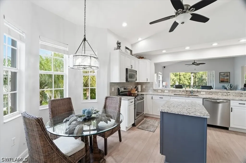 7842 Hawthorne Drive Naples FL 34113