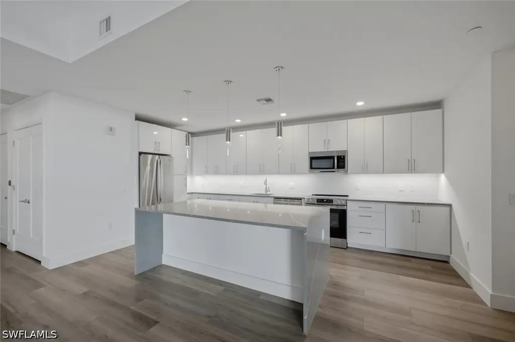 1950 Mayfair Street Naples FL 34104
