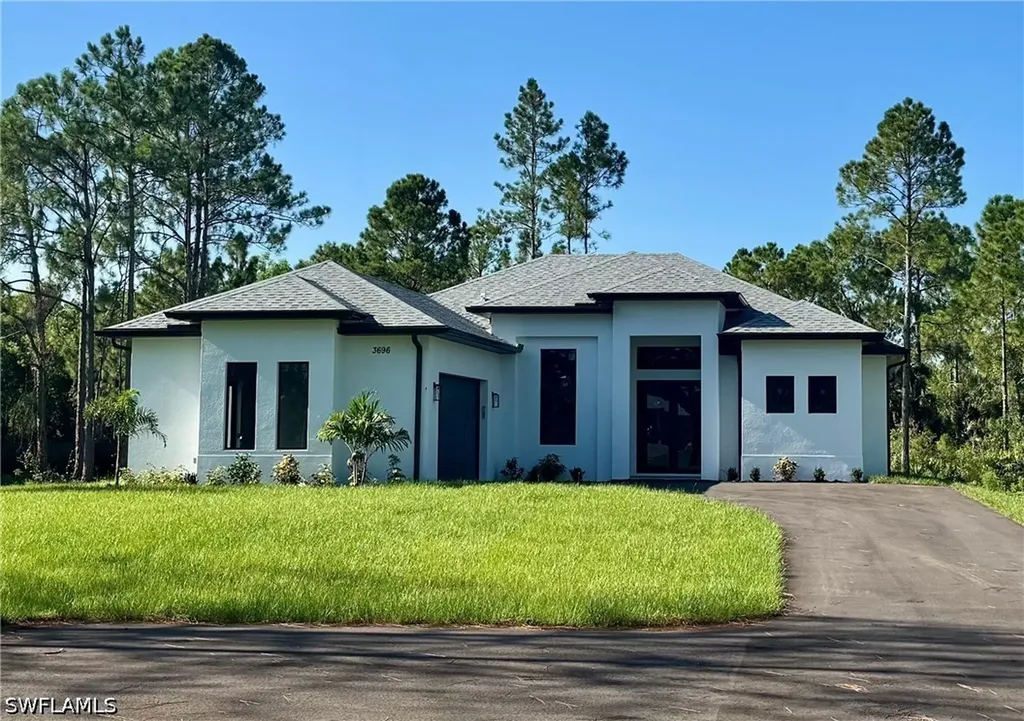 4273 16th Avenue NE Naples FL 34120