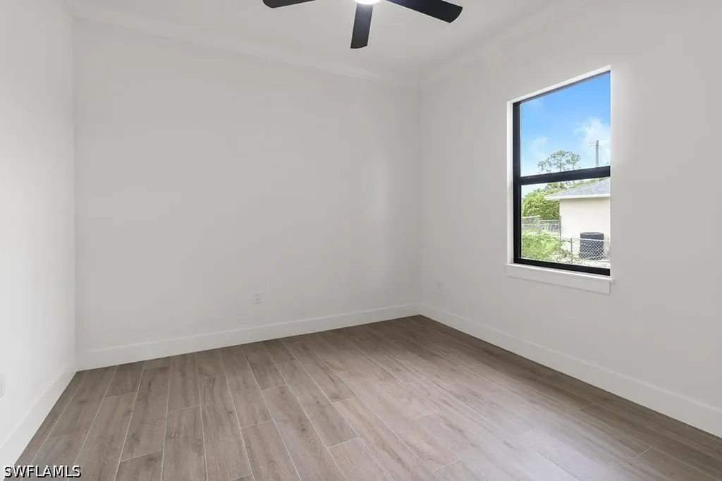4273 16th Avenue NE Naples FL 34120