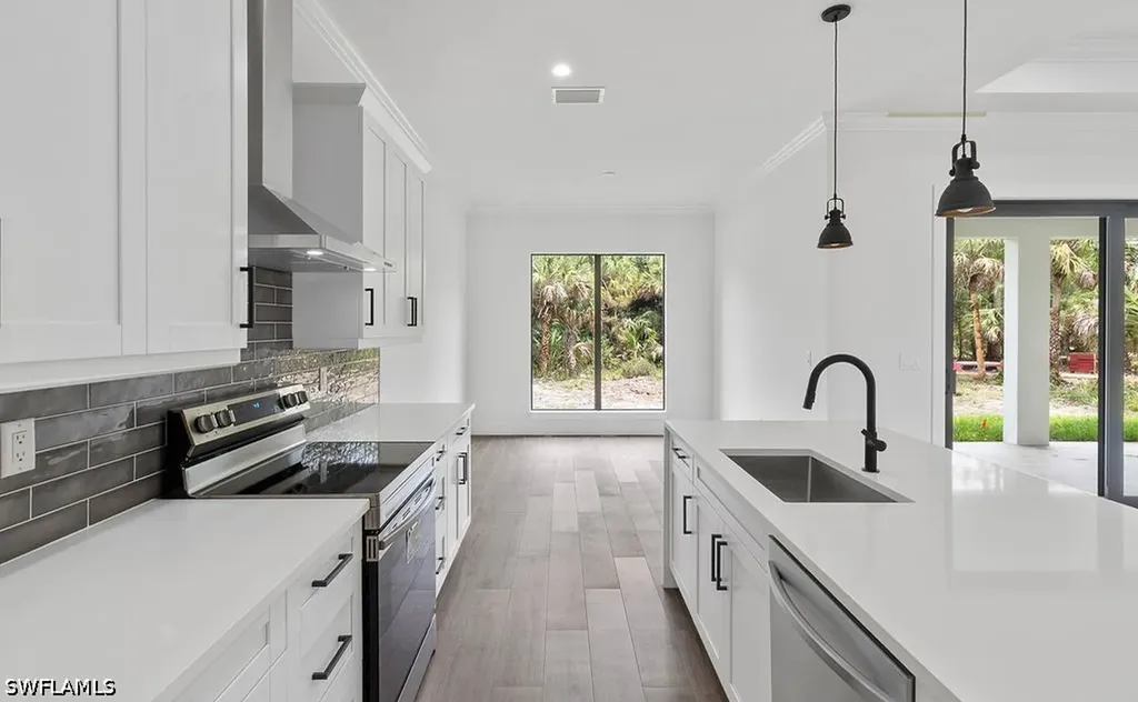 4273 16th Avenue NE Naples FL 34120