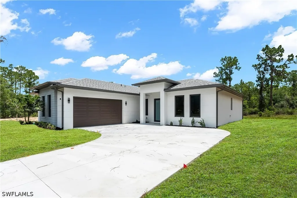 8418 Sun N Lake Boulevard Sebring FL 33872