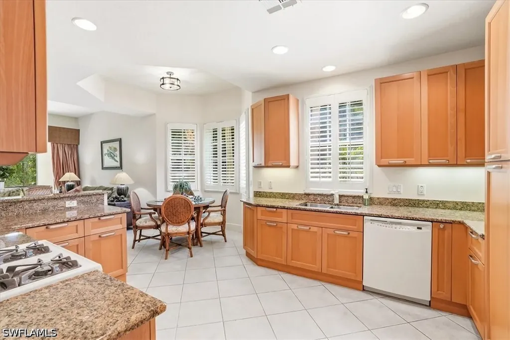 3730 Montreux Lane Naples FL 34114